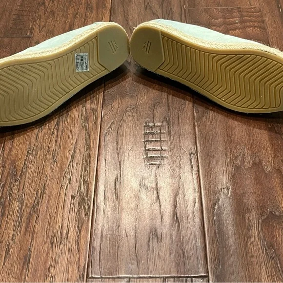 Toms Mint Green Espadrilles Slip-On Shoes - Picture 5 of 5
